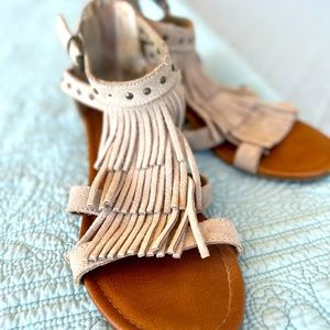 Suede Minnetonka Monaco Sandal